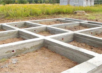 Правила и этапы монтажа сборного фундамента