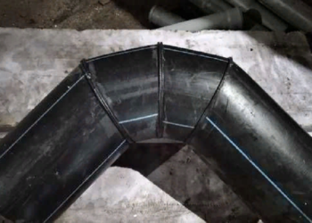 Сварные ПЭ отводы: назначение, достоинства и установка