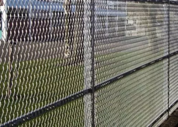 Разновидности и применение металлической сетки в строительстве