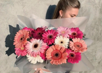 Букет из гербер: достоинства и идеи оформления