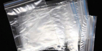 Изготовление полиэтиленовых пакетов ZIP-LOCK