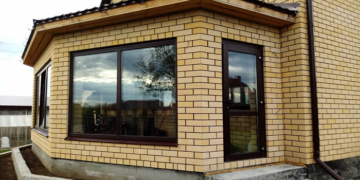 Как выбирать пластиковые окна для коттеджа и советы