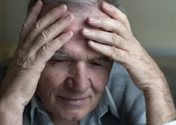 Головокружения у пожилых: особенности, причины и лечение