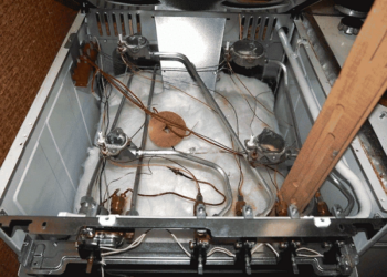 Почему не греет духовой шкаф и как это исправить