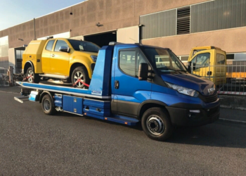 Как правильно осуществить эвакуацию легкового автомобиля