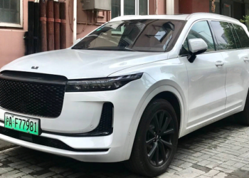 Главные преимущества и особенности электромобилей Li One