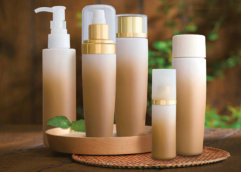 Подбор тюбиков для косметики: правила и советы