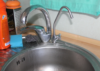 Установка крана питьевой воды: правила и советы