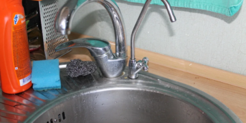 Установка крана питьевой воды: правила и советы