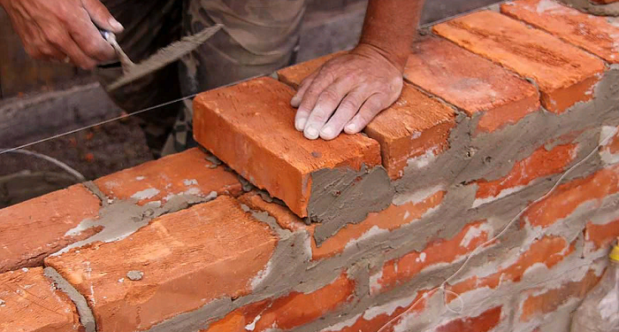 Особенности и правила кладки рядового кирпича