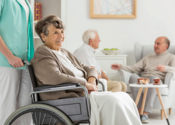 Преимущества помещения больного в частный дом престарелых