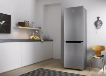 В холодильнике Indesit не морозит вторая камера при рабочей морозилке