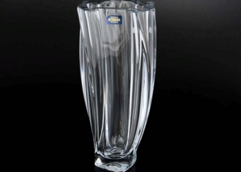 Вазы для цветов: требования, виды и критерии выбора