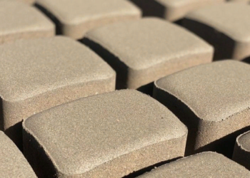 Достоинства вибролитой тротуарной плитки и ее свойства