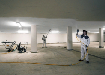 Безвоздушная покраска стен: технология и правила