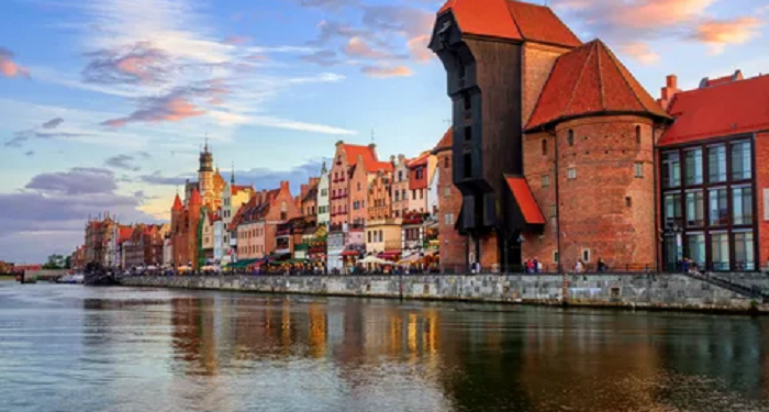 Отримання виплати за новонародженого у Польщі та поради