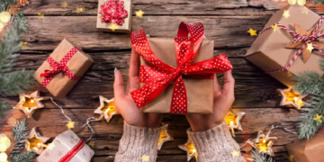 Новорічні подарунки для корпоративу: як обирати та поради