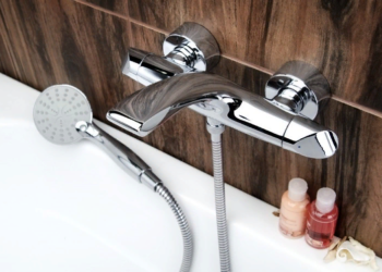 Смесители для ванной: требования, разновидности и выбор