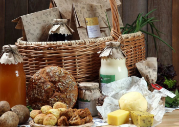 Как оптом покупать продукты питания для кафе и ресторанов