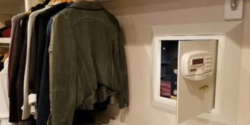 Как установить встроенные сейфы и их главные преимущества