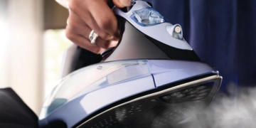 Как выбрать утюг по типу подошвы