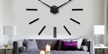Преимущества покупки больших настенных часов в интерьере: практичность и стиль
