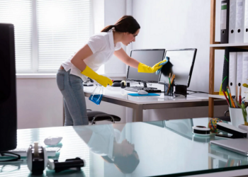 Особенности и правила проведения уборки в офисе