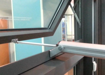 Электропривод на окна: достоинства, устройство и монтаж