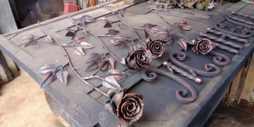 Відкриття вишуканого світу художньої ковки з Gaudibud: ковані вироби, що вражають своєю красою