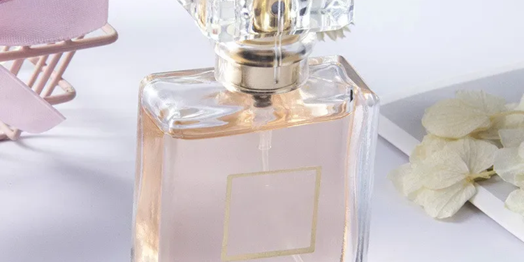Женские духи: как выбрать идеальный аромат