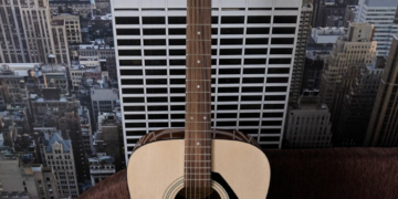 Акустические гитары Yamaha: разнообразие моделей, характеристики и советы по выбору