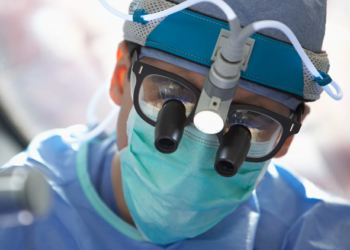 Клініка нейрохірургії: переваги, можливості и особливості