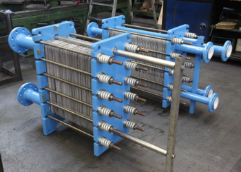 Пластинчатые конденсаторы и особенности использования