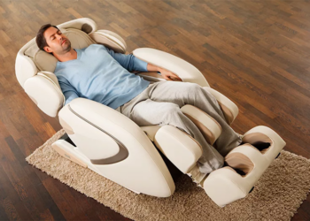 Массажные кресла: лучшие модели 2020 года и их характеристики