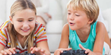 The concept and responsibilities of a play elder sister