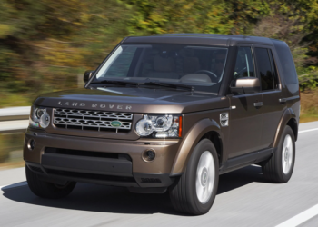Land Rover: автомобиль для солидных мужчин во всем мире