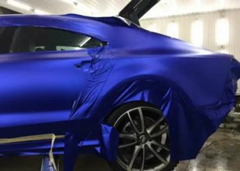 Оклейка автомобиля пленкой: правила и советы