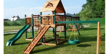 Обладнання для дитячих майданчиків та його роль та переваги для розвитку дітей