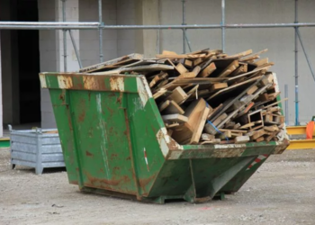 Вивезення будівельного сміття: переваги, правила та поради