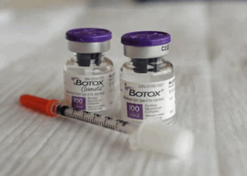 Ботулотоксин: мощный инструмент в медицине и косметологии