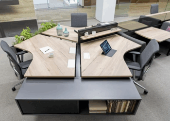 Как выбирать офисный стол и важные критерии