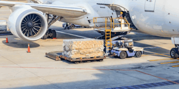 Авиаперевозки грузов: виды, требования и выбор