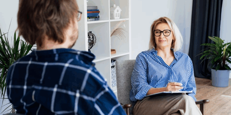 Важность обращения семейных пар к сексологу и его особенности