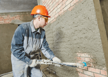 Механизированная штукатурка стен и особенности технологии