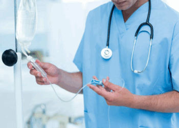 Как выполняется вывод из запоя: правила, особенности и советы