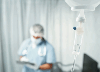 Как выполняют вывод из запоя в условиях стационара