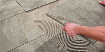 Монтаж керамогранитной плитки: этапы и особенности