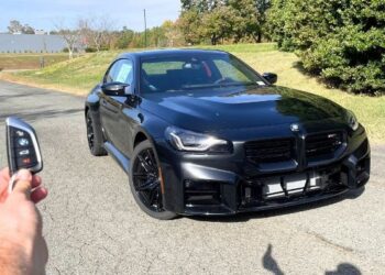 BMW M2 2025: тестирование и почему очередь на автомобиль достигает года