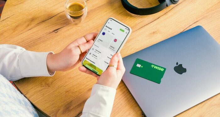 Что такое мультивалютный бизнес-счёт и зачем он нужен компаниям