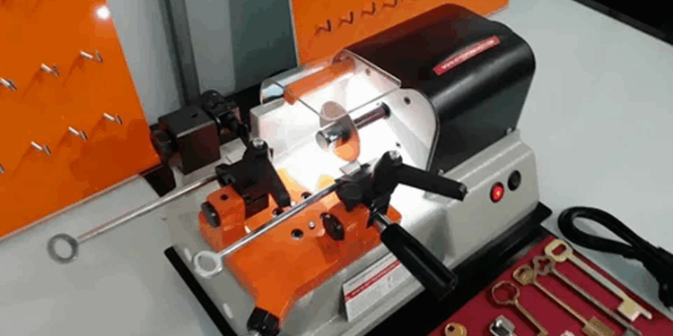 Станки для ключей: требования, виды и рекомендации по выбору